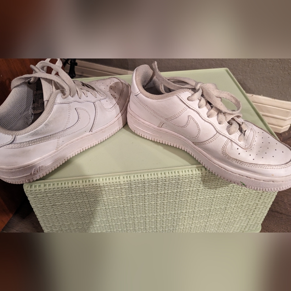 Nike Air Force 1 youth size 4.5
